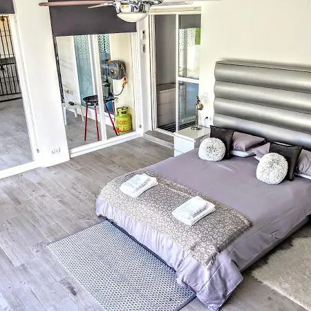 Apartment Lorcrimar V,